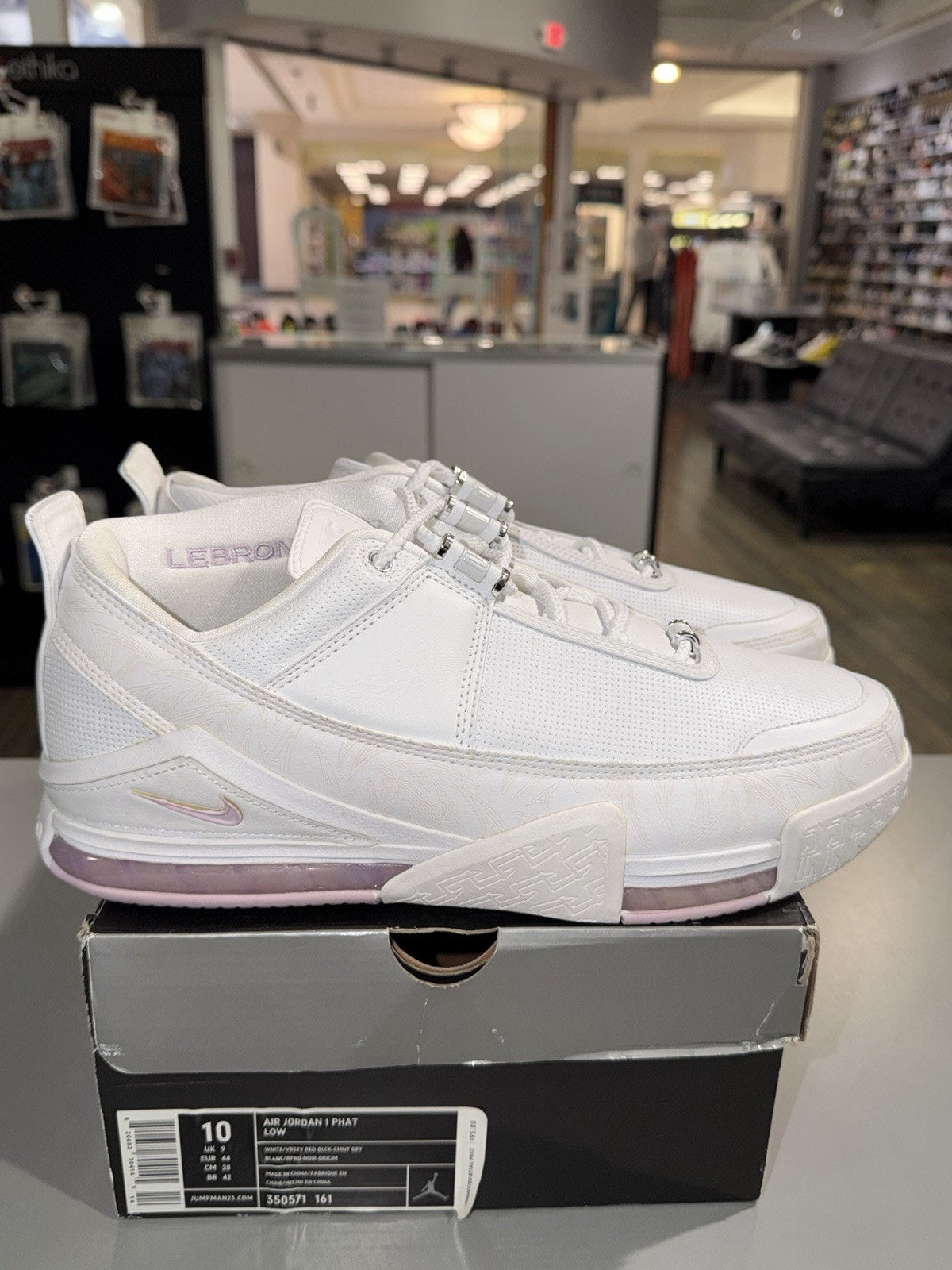 Lebron 2 Low Violet Sample